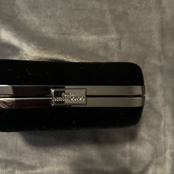 Giorgio Armani velvet clutch crossbody evening bag - Picture 3 of 5